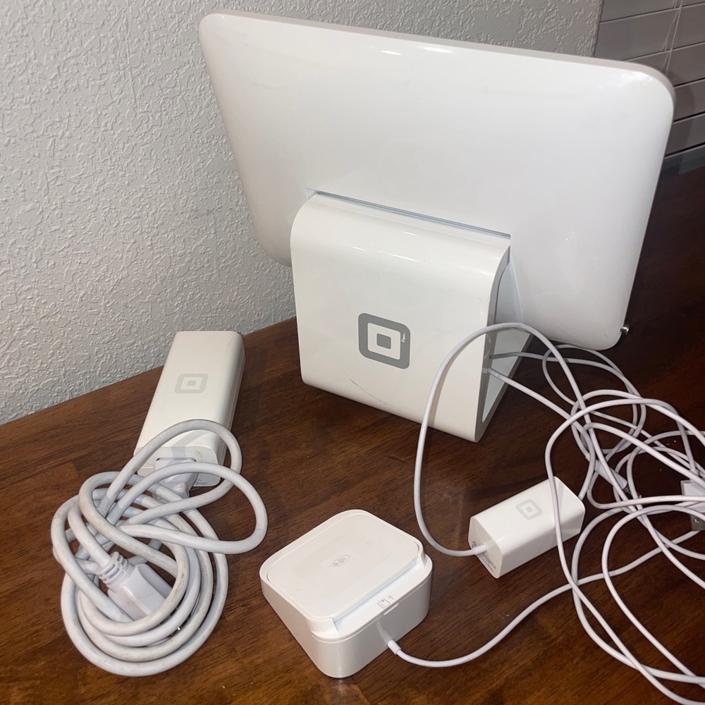 Square IPAD Checkout Hardware